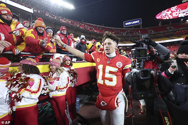 In the end, Patrick Mahomes and the Chiefs proved too much for the Texans at Arrowhead