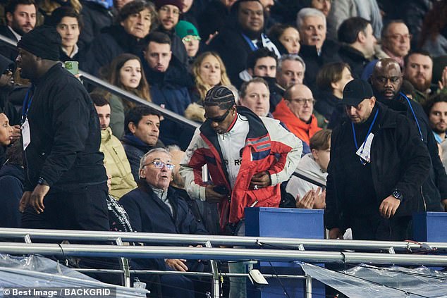 PSG impressed in front of the star-studded crowd, beating their English opponents 4-2 and putting Man City on the brink of an early Champions League exit