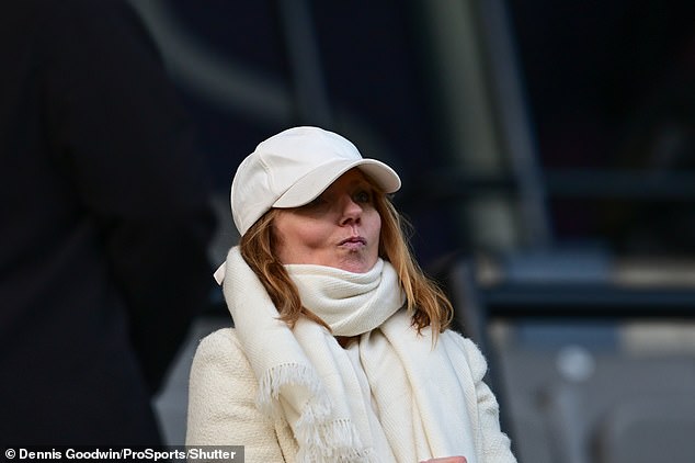 And while she cut a stylish figure in a cream cap and coat ensemble, Geri struggled to raise a smile - perhaps due to the ongoing rumours of a Spice Girls feud