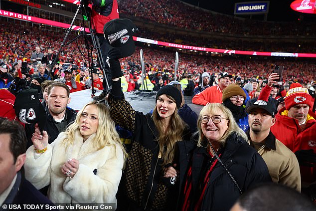 Swift stood with Kelce's mom, Donna, and Brittany Mahomes as their loved ones celebrated