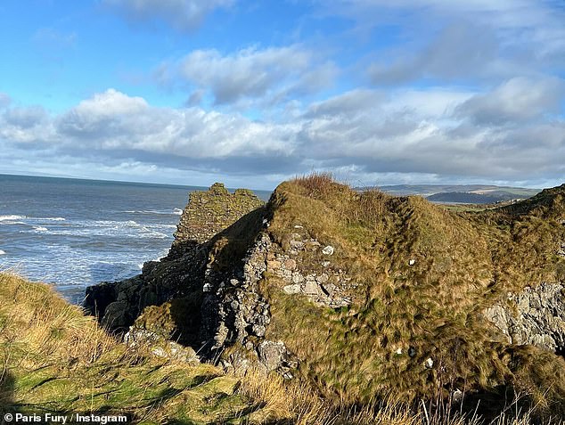 In one snap, she showed off the breathtaking Scottish landscape, featuring blue skies and the deep blue ocean