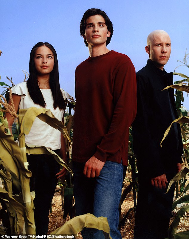 (L-R) Kristin Kreuk, Welling and Michael Rosenbaum pictured in a publicity shot from Smallville