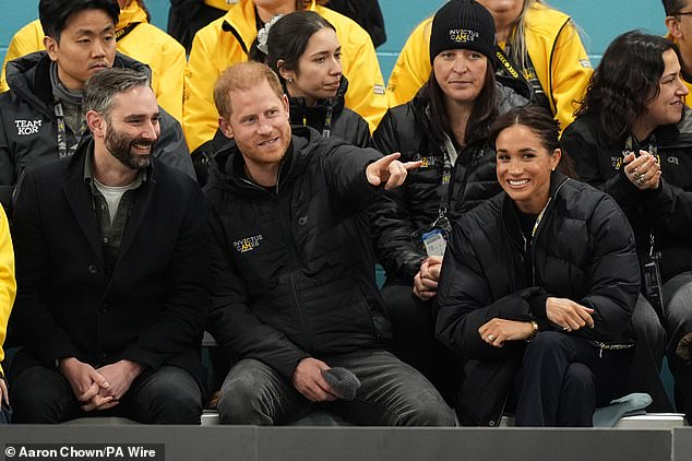 Another moment revealed Nick and the Suits star chatting excitedly between Harry, who perched in the middle listening to the two