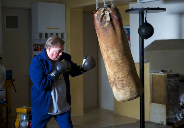 Eye of the Tiger:  Lord Prescott takes his frustration out on a punchbag in the advert before Omid Djallili steps in