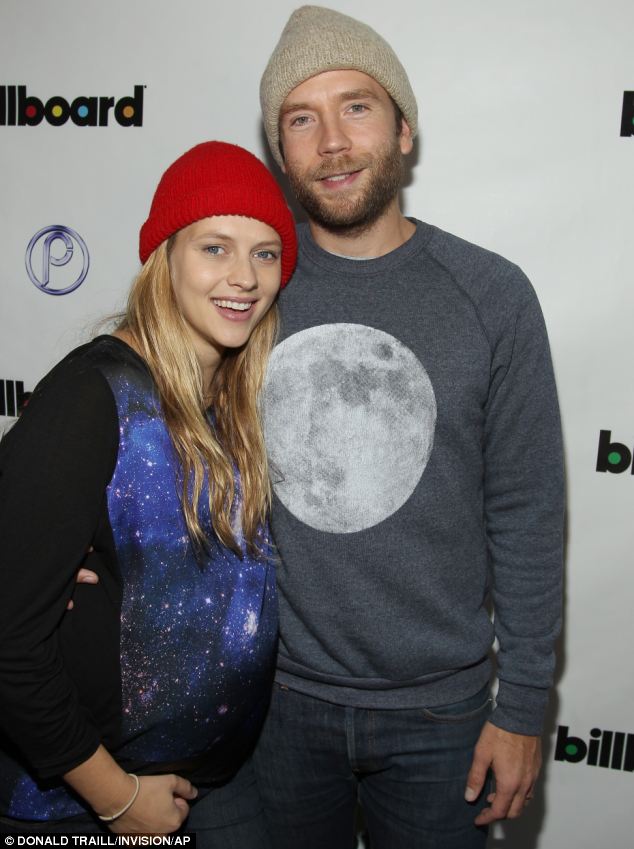 Moon and the stars: Even though they were wearing mufty before the premiere, Teresa and Mark still managed to co-ordinate their clothing with a space motif