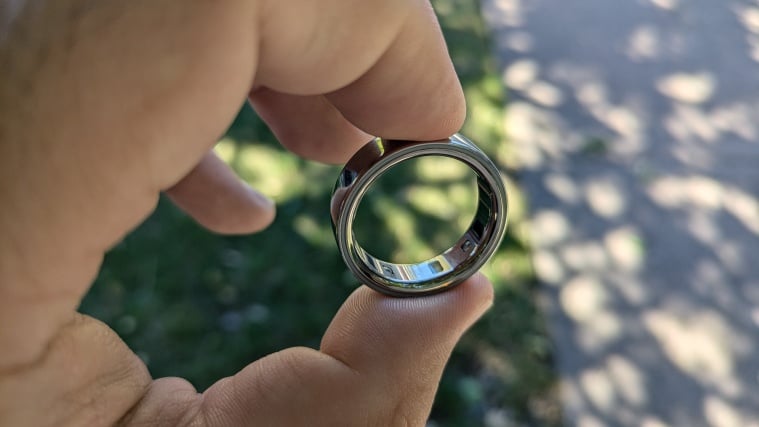 The interior of the Oura Ring 4