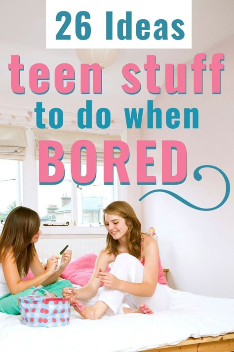 Teen stuff to do when bored - My teen needs things to do with teenage friends when bored. Like, what are things to do with a group of teenage friends (that are CHEAP, but still something they’d considered cool)? I LOVE this woman’s ideas for mostly things to do with teenage friends at home. If you’ve ever wondered what do teens do for fun (or what they SHOULD do for fun), then definitely read this article. #teens #parentingteens #teenagers Ideas To Do With Your Friends At Home, What Do When Your Bored With Friends, Things To Do During Vacation At Home, Things To Do With Friends At Sleepovers At Night, Actives To Do With Friends, Things To With Friends At Home, Something To Do With Friends, Hobbies To Do When Bored, What To Do At Parties