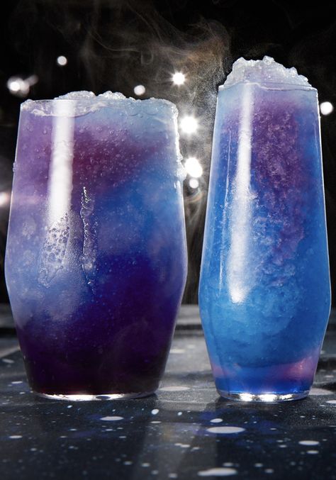 Fun DIY space-themed cocktail | More recipes on www.blog.HelloFresh.com Space Themed Recipes, Celestial Wedding Cocktails, Galaxy Themed Cocktails, Space Themed Party Punch, Space Cocktails Drinks, Galaxy Theme Party Favors, Space Theme Drinks Alcohol, Space Themed Birthday Party For Adults, Space Drinks Alcohol