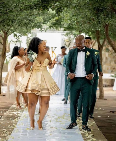 Shweshwe Wedding Dresses, Bridal Maid Dress, Groomsmen Dress, African Bridesmaids, South African Traditional Dresses, African Bridal Dress, Love Celebration, African Bridesmaid Dresses, African Traditional Wear