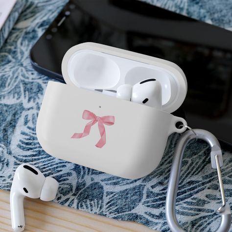 airpods pro 2 case, this AirPods case cover makes the perfect gift for your music-loving loved ones. find your cute coquette AirPods Pro case cover here... This custom AirPods cover safeguards your AirPods/AirPods Pro against bumps, scratches, and drops. With each personalized AirPod case you also get a metal carabiner for secure, effortless transportation. Compatible with the regular and wireless charging case for Airpods and AirPods Pro. Both AirPod and Airpod Pro cases are available in 5x colors: White, Navy, Pink, Mint, and Black.  .: Material: Premium Thermoplastic Polyurethane (TPU) .: Great protection from drops and scratches .: NB! AirPods case cover is compatible with 1st and 2nd generations AirPods; AirPodsPro case cover is compatible with 1st generation AirPods Pro .: Stipple pr Airpods Pro Case Cute, Bow Airpod Case, Air Pods Case Cute, Airpod Aesthetic Case, Airpods 2nd Generation Case, Air Pods Pro Case Aesthetic, Airpods With Case, Cute Airpod Pro Cases, Airpods Case Aesthetic