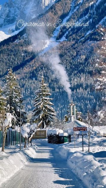 Marc Edmund🇨🇭 on Instagram: "Christmas in Switzerland 🇨🇭🎄 - - 🇨🇭@swissglory_🇨🇭 🇨🇭@swissglory_🇨🇭 - 🚩️Location(s): 1. Zermatt — — 📸 by @neil.james (TikTok) — — #switzerland_destinations #discoverswitzerland #thebeautifulswitzerland #switzerlandtrip #switzerlandtourism #switzerlandtattoo #genevaswitzerland #bestofswitzerland #switzerland_bestpix #switzerland_vacations #unlimitedswitzerland #switzerlandtravel #interlakenswitzerland #switzerlandvacations #switzerlandcolors #travelswitzerland #switzerland_hotels #baselswitzerland #loves_switzerland #loveswitzerland" Switzerland Christmas, New York Noel, Switzerland Destinations, Noel Fisher, Places In Switzerland, Days Until Christmas, Lake Pictures, Switzerland Travel, Top Travel Destinations