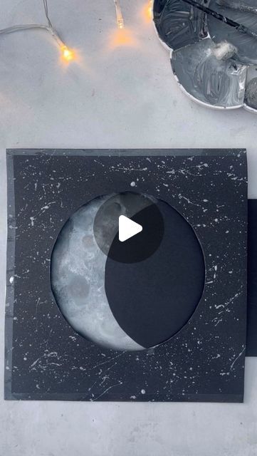 Phases Of Moon Activity, Moon Art Elementary, Moon Phases Artwork, Moon Day Poster Making, Moon Day Activities For Kids, Full Moon Craft, Moon Phase Activities For Kids, Moon Phase Craft, Moon Phases Activities For Kids