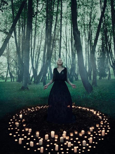 Kerli, witchy, dark, forest, candles. Photo Halloween, Witch Photos, Halloween Photography, Witch Craft, Photographie Portrait Inspiration, Foto Tips, Halloween Photoshoot, Season Of The Witch, Beltane