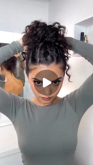 Curly Pony Updo, Up Do Hairstyles With Braids, Rey Buns Tutorial, Hairstyles Bun With Braid, Boat Day Hairstyles Curly Hair, Curly Hair Quick Updo, Up Do Curly Hairstyles For Black Women, Braids With Messy Buns, Braided Hairstyles In Bun