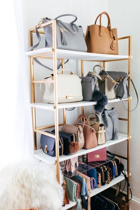 33 Practical Bag Storage Ideas - Shelterness Apartment Closet Organization, Bag Closet, Bedroom Closet Storage, Ikea Closet, Desain Pantry, Trendy Apartment, Clothes Closet Organization, Closet Office, Handbag Storage