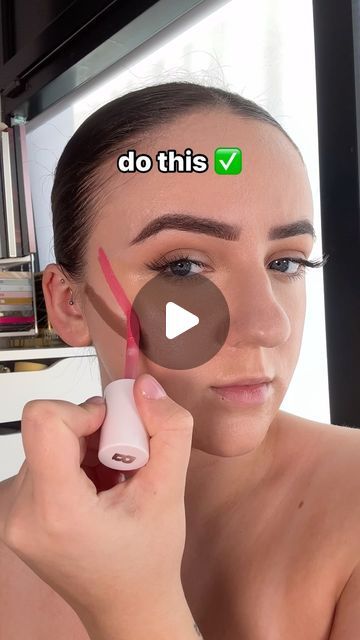 PAULINA JARZAB on Instagram: "Contour & Blush Placement Hack   dc: @ericataylor2347   Products: @bperfectcosmetics shape stick shade frappe  @beautybaycom liquid blush  @vievemuse skin dew   #mua #dosanddonts #blush #makeuplift #blushtrends #over20 #makeuphacks #makeupmistakes #contour #contouring #contourlift #cheeklift #makeuptutorial #trendalert" Where To Put Contour On Your Face, Contour And Blush Placement, How To Find Your Contour Shade, How To Put On Contour, Blush And Contour Placement, Make Up Placements, Liquid Blush Tutorial, How To Put On Liquid Blush, Liquid Blush Placement