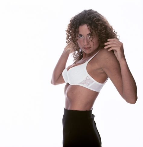 Beyond The Lights, Minnie Driver, Glamour World, Hottest Pic, High Resolution Picture, Poker, High Resolution, Sports Bra, Indonesia