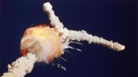 How Legendary Physicist Richard Feynman Helped Crack the Case on the Challenger Disaster ‹ Literary Hub Challenger Explosion, Christa Mcauliffe, Space Shuttle Challenger, Powerful Pictures, Richard Feynman, Nasa Space Shuttle, Indira Gandhi, Whirlpool Galaxy, Michael Smith