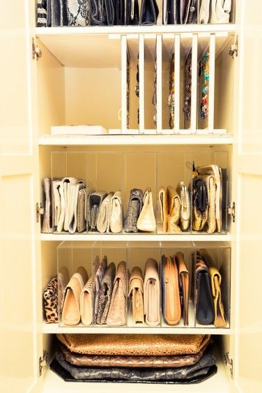 Cleaning Closet Organization, Gayle King, Organizar Closet, Diy Jar, Closet Built Ins, Purse Storage, Handbag Storage, Closet Organization Diy, Cleaning Closet