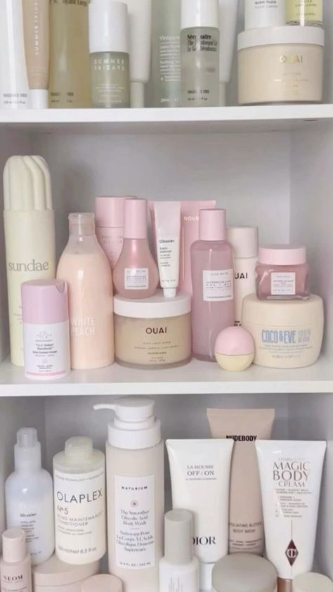 #myfirstshuffle Beauty Products Aesthetic, Dream Skincare, Koleksi Makeup, Pink Board, Preppy Things, Flot Makeup, Sephora Skin Care, Pink Lifestyle, Skincare Inspiration