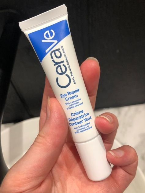 Best eye cream reviews: These 11 eye creams legitimately work. Eye Cream Cerave, Cerave Under Eye Cream, Under Eye Products, Skincare For Eye Bags, Eye Products Skin Care, Best Eye Creams For Dark Circles, Dark Circles Under Eyes Cream, Best Dark Circle Eye Cream, Under Eye Cream For Dark Circles