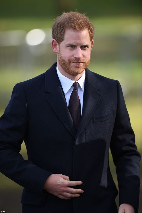 The Duke of Sussex is at Cannon Hill Park to attend a dedication ceremony and officially o... Prince Harry Pictures, Prince Harry Of Wales, George Peppard, Harry Birthday, Prince Harry Photos, Harry Style, Prins Harry, Markle Prince Harry, Prince Harry And Megan