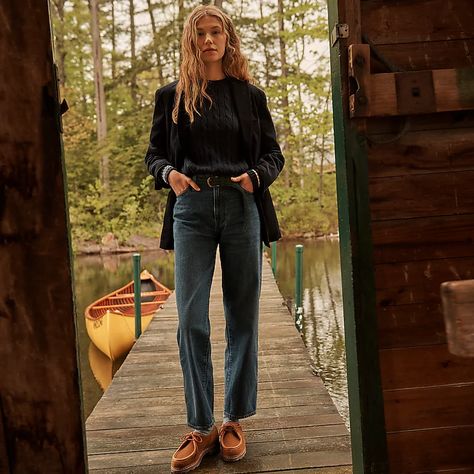 J Crew Winter Outfits, J Crew Fall 2023, J Crew Outfits 2023, Boat Shoes Outfit Women's, Wallabees Outfit Womens, Brendon Babenzien, Wallabees Outfit, Autumn Outfit Inspiration, J Crew Fall