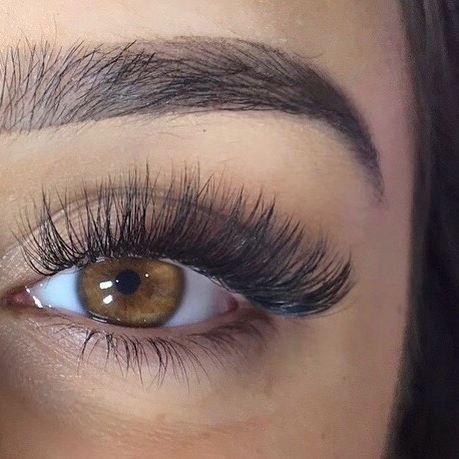 Light Brown Eyes, Make Up Kits, Makeup Highlight, Russian Volume Lashes, Lash Extensions Styles, Eyelash Extensions Styles, Eyelash Extentions, Eyelash Sets, Models Makeup