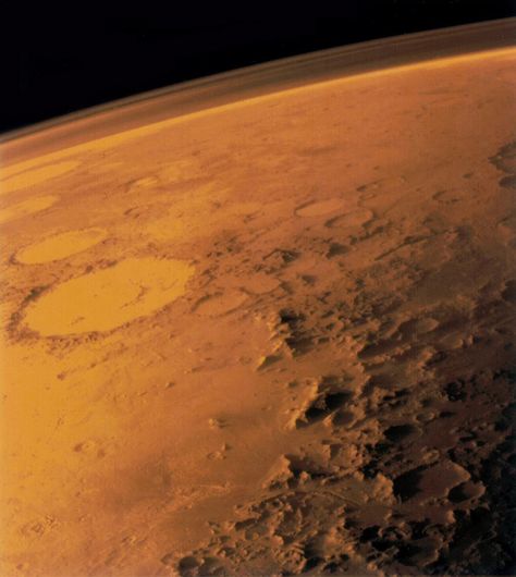 Want to learn more about #Mars? Explore the red planet: http://1.usa.gov/1rrci3h . pic.twitter.com/4nPblOIct2 Gunung Everest, Mars Atmosphere, Mars Facts, Tata Surya, Mars Surface, Mars Planet, Red Rising, Planets And Moons, Mission To Mars