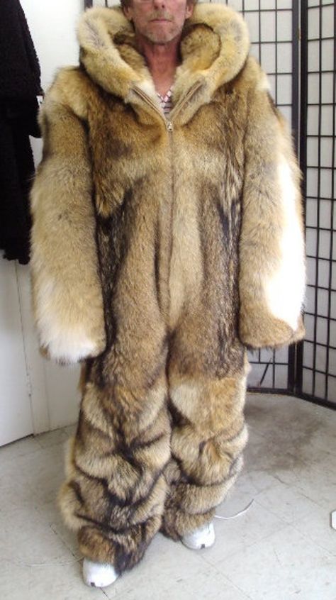 Penny Table, Mens Fur Coat, Fur Mitten, Fur Hats, Green Fur, Coyote Fur, Mens Fur, Mink Fur Coat, Mens Hoodies