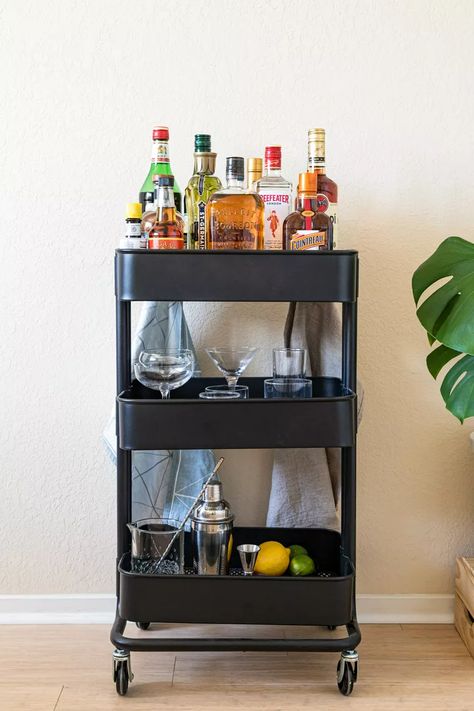 How to Stock a Home Bar: Liquor, Liqueurs, Bitters, and Wine Ideas De Mini Bar, First Apartment Decorating, Farmhouse Side Table, Cute Dorm Rooms, Home Budget, Baby Shower Decor, Apartment Decorating, First Apartment, Trendy Home