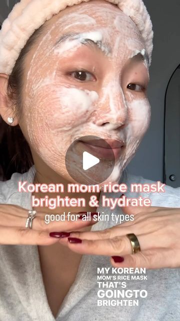 329K views · 13K likes | Tammy Weatherhead on Instagram: "Do this mask 2x’s a week to brighten & hydrate skin 🌾💦
🧖🏼‍♀️🌾
•Rice flour - exfoliate and 
•Vitamin E - hydrating & healing (leave it out if you have super sensitive/ acne/very oily skin) 
•Aloe vera - soothes skin, hydrating & has anti-inflammatory properties 
•Rice water - Korean no so secret to supple skin 
•
#koreanskincare #skincare #ricewater #affordableskincare #naturalskincare #veganskincare #glowyskin #skincaretips #facemask" Skin Care Rice Flour, Homemade Brightening Face Mask, Rice Flour Skincare, Diy Face Mask For Glowing Skin Homemade, Rice Mask For Face Recipe, Rice Flour Face Mask For Acne, Rice Face Mask For Acne, Korean Face Mask Homemade, How To Hydrate Skin