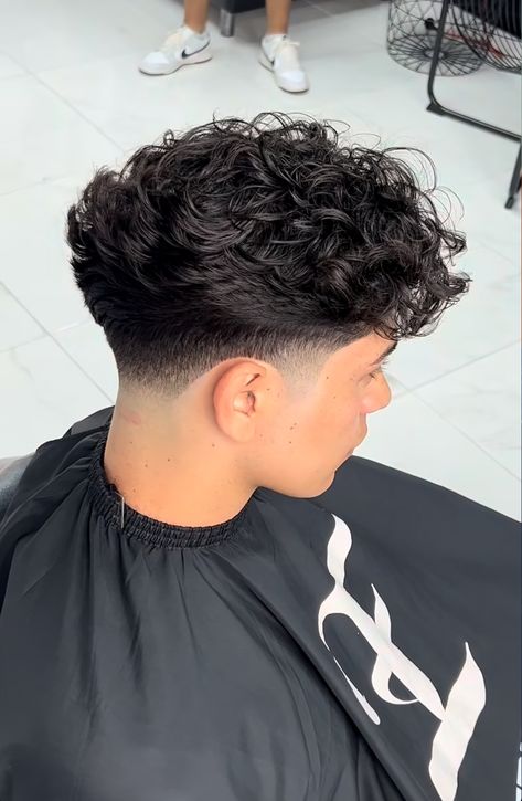 Men’s Curly Hair Low Taper Fade, Mid Taper With Textured Fringe, Low Fade Fringe Haircut, Lower Fade Haircut, Tapper Fade Boys Haircut Curly, Haircut For Men With Curly Hair, Men's Curly Haircut, Hot Haircuts For Men, Tapper Fade Alto