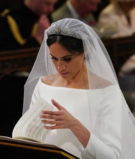 Meghan Markle Wedding Pictures, Royal Wedding Harry, Harry And Meghan Wedding, Princ Harry, Meghan Markle Wedding Dress, Bridal Manicure, Harry Wedding, Prince Harry Et Meghan, Wedding Manicure