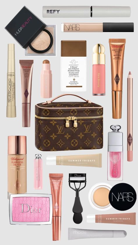 Capsule Makeup, Makeup Collection Goals, Flot Makeup, Makeup Bag Essentials, Fancy Makeup, Makeup Needs, Makeup To Buy, Bag Essentials, Makeup Obsession