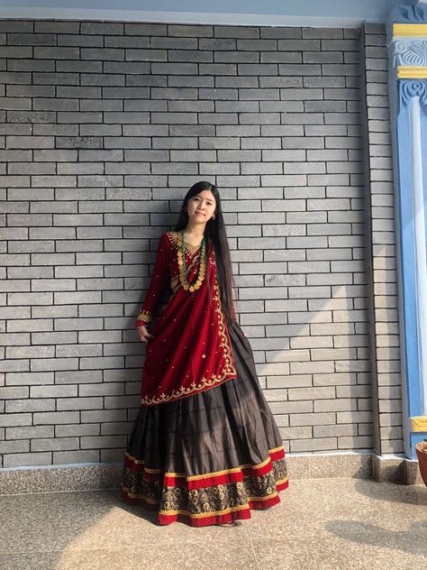 Nepal Traditional Clothing, Gujrati Dress For Women, Nepali Clothes Aesthetic, Nepali Traditional Dress Women, Traditional Nepali Clothing, Magar Dress Traditional, Nepali Dress Aesthetic, Gurung Dress Aesthetic, Magar Dress Girl