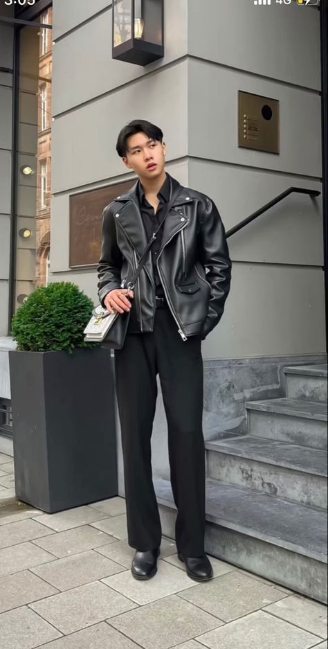 Outfits Ideas Korean, Winter Outfits Aesthetic Korean, Outfits Aesthetic Dress, Black Chelsea Boots Outfit, Black Leather Jacket Outfit, Chelsea Boots Men Outfit, Leather Jacket Outfit Men, Black Leather Jacket Men, Party Outfit Men