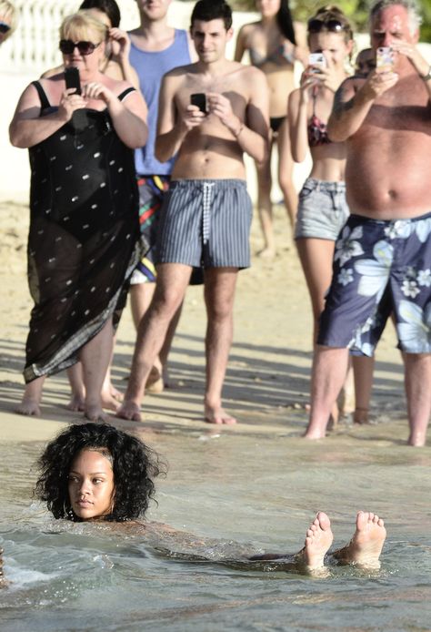 This Is What It’s Like To Be Rihanna Bathing In The Ocean Story Funny, Bad Gal Riri, Paper Magazine, Rihanna Style, Trending Pins, Bad Gal, Rihanna Fenty, Awkward Moments, Crazy Funny