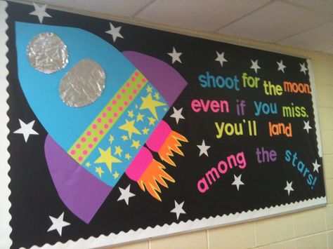 my spaceship bulletin board. Space Art Projects For Kids, Space Bulletin Boards, Papan Tulis Kapur, Space Theme Classroom, Space Art Projects, Space Classroom, Teacher Bulletin Boards, Reading Bulletin Boards, Reading Corners