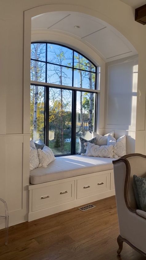 Window Seats, Office Window Seat, Window Seat Ideas, Library Rooms, Outside Window, Cozy Ideas, Window Seat Design, Dream Life House, Slay Girl