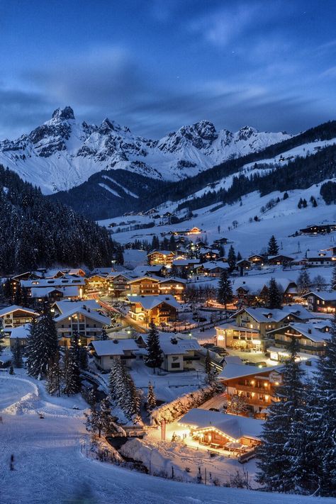 banshy:  Filzmoos, Austria // Mark Fuhrmann Ski Town, Snow Trip, Snowy Mountain, Winter Scenery, Mountain Town, Dream Travel Destinations, Winter Vacation, Ski Trip, Beautiful Places To Travel