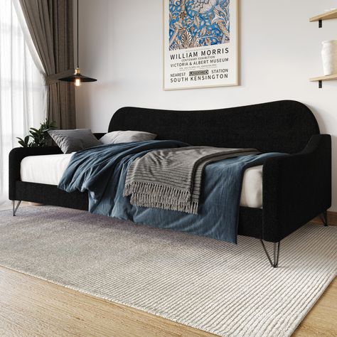 Wade Logan® Birydiana Upholstered Daybed & Reviews - Wayfair Canada Modern Daybed Room Ideas, Day Bed Living Room Ideas, Day Bed Guest Room, Daybed Guest Room, Office With Daybed, Daybed In Living Room, Queen Daybed, Black Daybed, Bedroom Deck