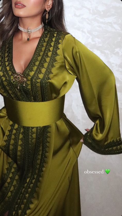 Moroccan Takchita, Moroccan Dress Modern, Moroccan Outfit, Morrocan Fashion, Moroccan Kaftan Dress, Arabic Dress, Nikah Dress, Moroccan Clothing, Henna Party