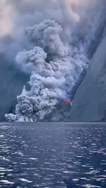 Geologist 😎 on Instagram: "An eruption occurred today at Stromboli volcano in Italy. That's the moment. 👀🌋 📍Stromboli Volcano, Italy. (09/10/2022) Credits @air_media #geography #geografia #earth #earthscience #earthplanet #nature #naturephotography #geomorphology #discover #discoverglobe #landscape #landscapephotography #geology #geologia #travelphotography #travel #science #bilim #naturalpattern #naturalart #wonderful_places #amazingplaces #youmustsee #placestotravel #visual #ourplanetdaily Nature, Stromboli Volcano, Reels Video, Life Is A Journey, Anything Is Possible, Patterns In Nature, What Is Life About, Tornado, Volcano