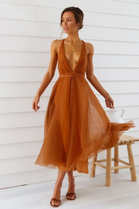 Summer Slip Dress, Tulle Midi Dress, Puff Dress, Style Upgrade, Dresses To Wear To A Wedding, Guest Outfit, Midi Dress Sleeveless, Formal Evening Dresses, Outfit Casual