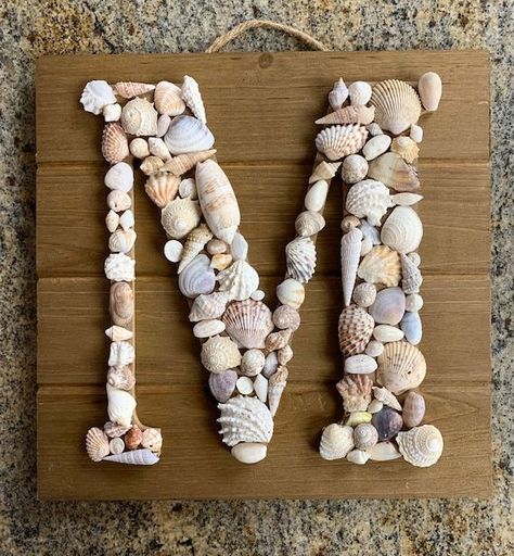 Seashell Letter, Seashell Art Diy, Beach Crafts Diy, Sea Shells Diy, Art Coquillage, Shells Diy, Seashell Projects, The Letter M, Shell Crafts Diy