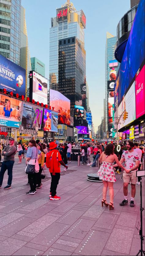 New York Dance, New York Snow, New York People, New York City Aesthetic, Nyc Times Square, New York Life, New York Aesthetic, Dream City, I ❤ Ny