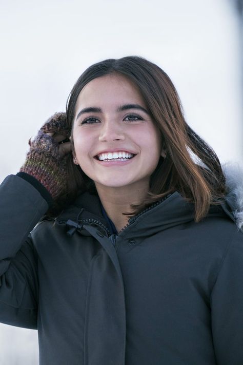 Isabela Merced Is My New Girl Crush, and Once You Watch Let It Snow on Netflix You'll Understand Why Isabel Moner, Isabella Merced, Isabella Moner, Isabela Merced, Fake Family, Isabela Moner, Smile Girl, Girl Crushes, Let It Snow