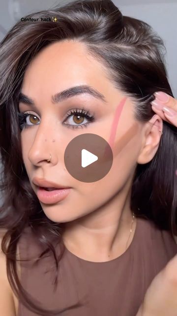 Conturing Makeup, Daily Eye Makeup, Face Contouring Makeup, Best Contouring Products, Hair Braiding Tool, Elegantes Makeup, Classy Makeup, Contour Makeup Tutorial, Simple Eyeshadow