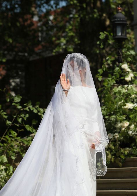 Wait, Did Everyone Miss the Moment Kate Middleton Handed Meghan Markle Her Wedding Bouquet?- Cosmopolitan.com Givenchy Wedding Dress, Wedding Dress Reveal, Royalty Style, Harry And Meghan Wedding, Meghan Markle Wedding Dress, Meghan Markle Photos, Meghan Markle Outfits, Harry Wedding, Royal Wedding Gowns